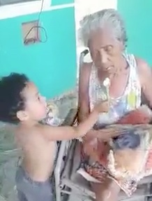 enfant grand mere bresil