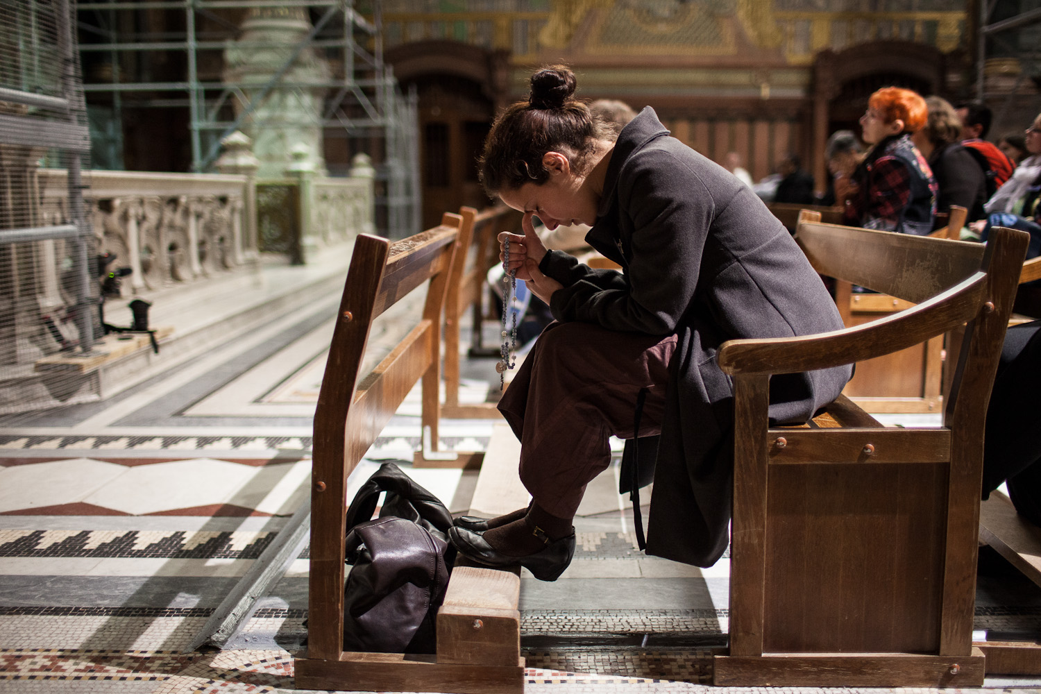 prieres femme eglise