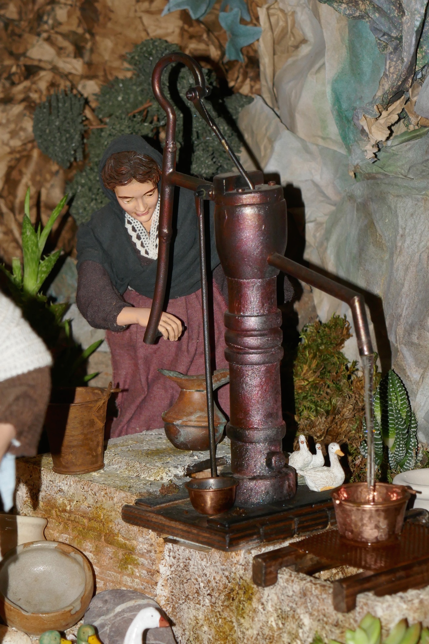 Creche 2016 femme fontaine