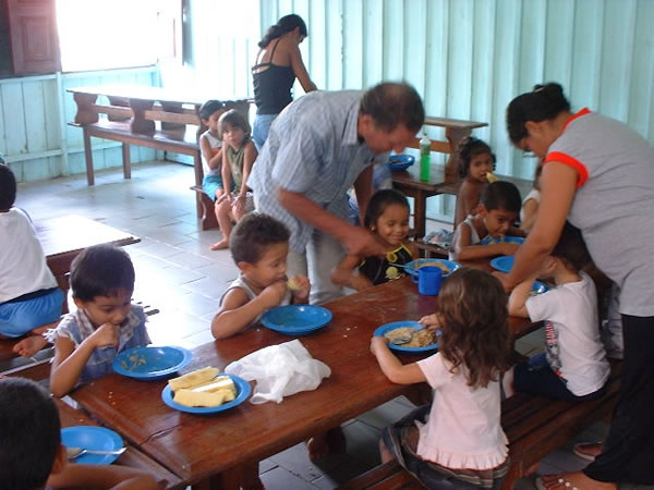 creche-amazonie-bresil