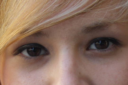 femme regard